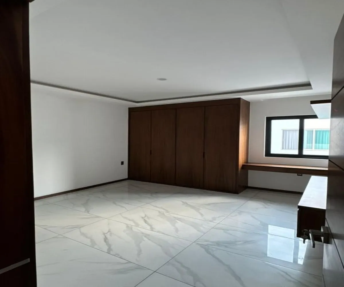 Casa En Venta,La Cima,Avenida de la Mancha 293, Zapopan, Jalisco 45134, 4 Habitaciones,5 Baños,Avenida de la Mancha,1,psvTsuM