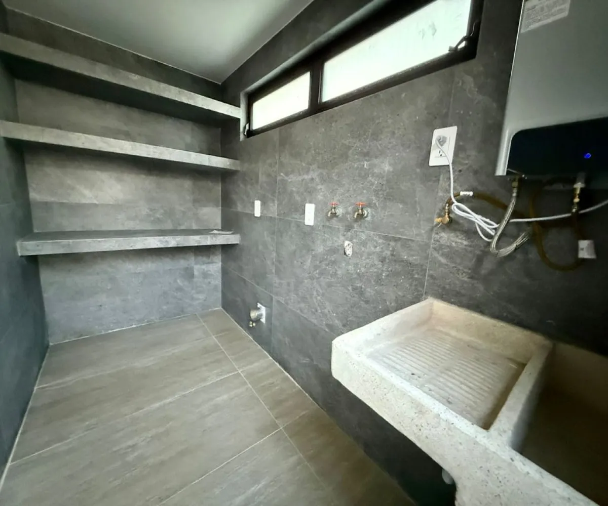 Casa En Renta,Solares Residencial,Circuito fontana 1061, Zapopan, Jalisco 45134, 3 Habitaciones,3 Baños,Circuito fontana,3,pf8jxNJ