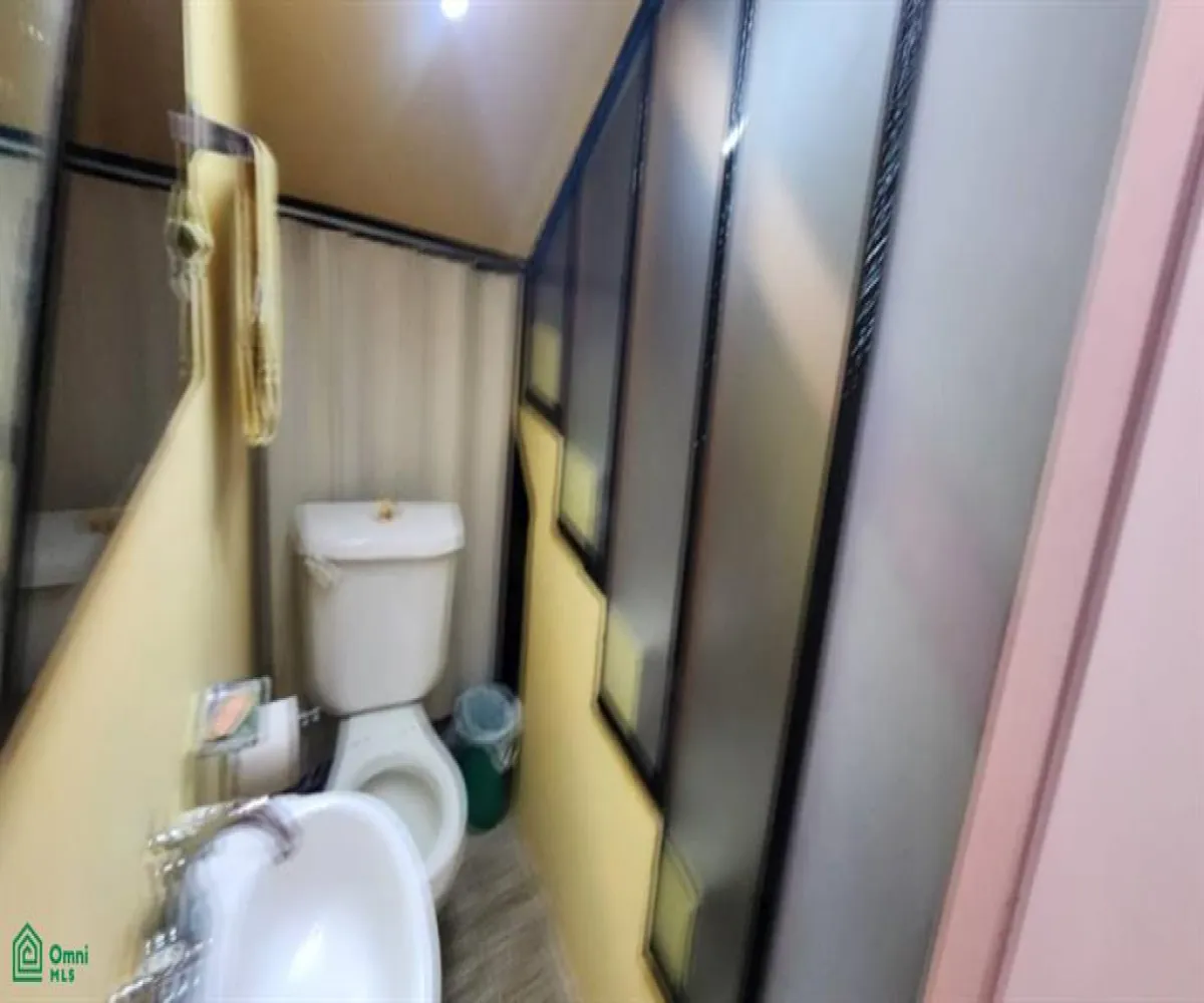 Casa En Venta,Jardines del Country,Parían 1756, Guadalajara, Jalisco 44210, 4 Habitaciones,2 Baños,Parían,2,MX251058853