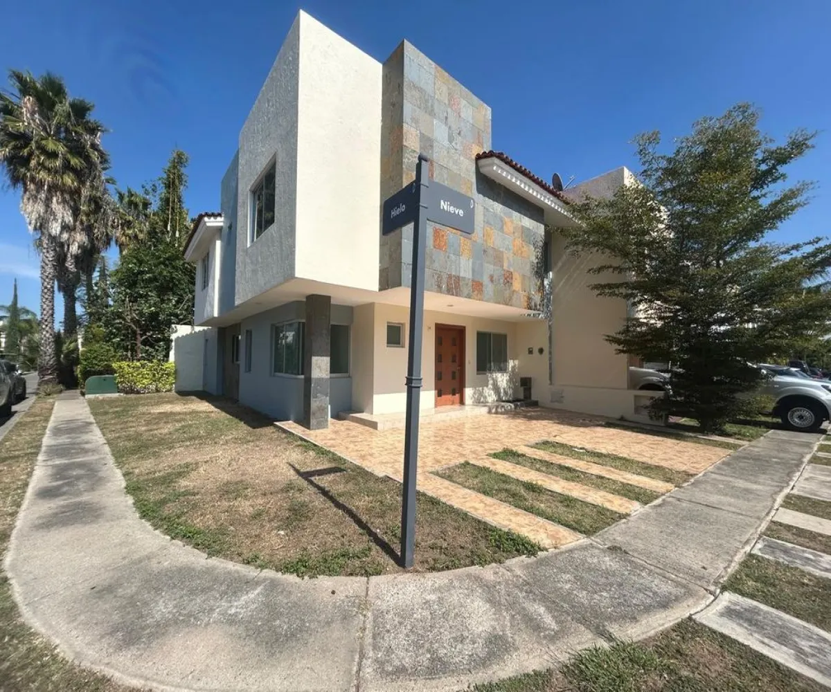 Casa En Renta,Jardín Real,Avenida Santa Margarita 4950 Nieve 34, Zapopan, Jalisco 45136, 4 Habitaciones,3 Baños,Avenida Santa Margarita,1,pWDff4e