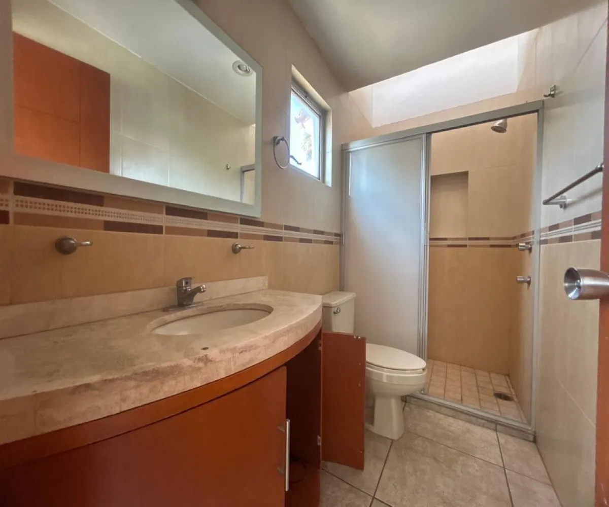 Casa En Renta,Jardín Real,Avenida Santa Margarita 4950 Nieve 34, Zapopan, Jalisco 45136, 4 Habitaciones,3 Baños,Avenida Santa Margarita,1,pWDff4e