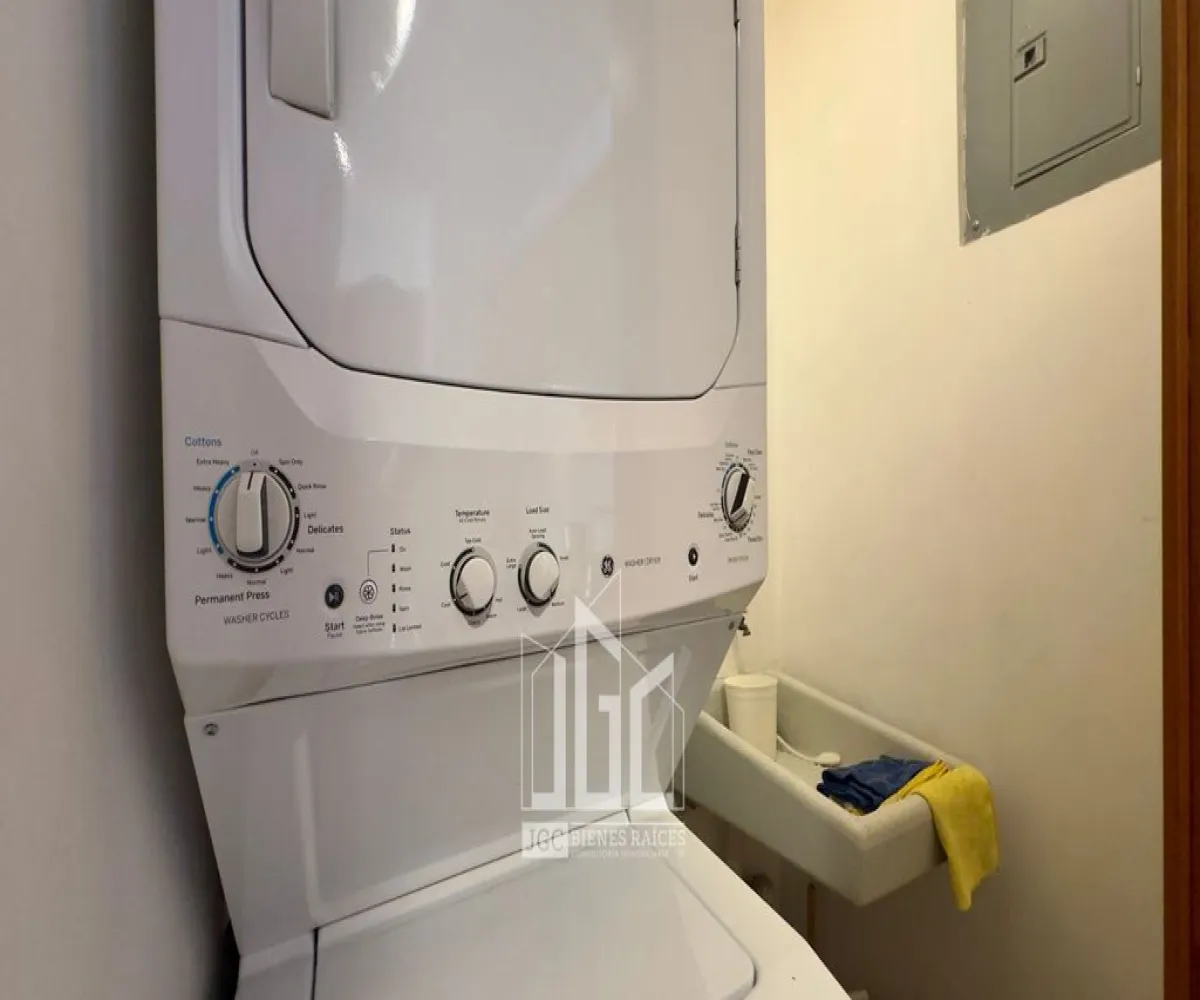 Departamento En Renta,Arcos Vallarta,Calle Efraín González Luna 2584 104, Guadalajara, Jalisco 44130, 1 Cuarto,1 Baño,Calle Efraín González Luna,1,pBfdAfu