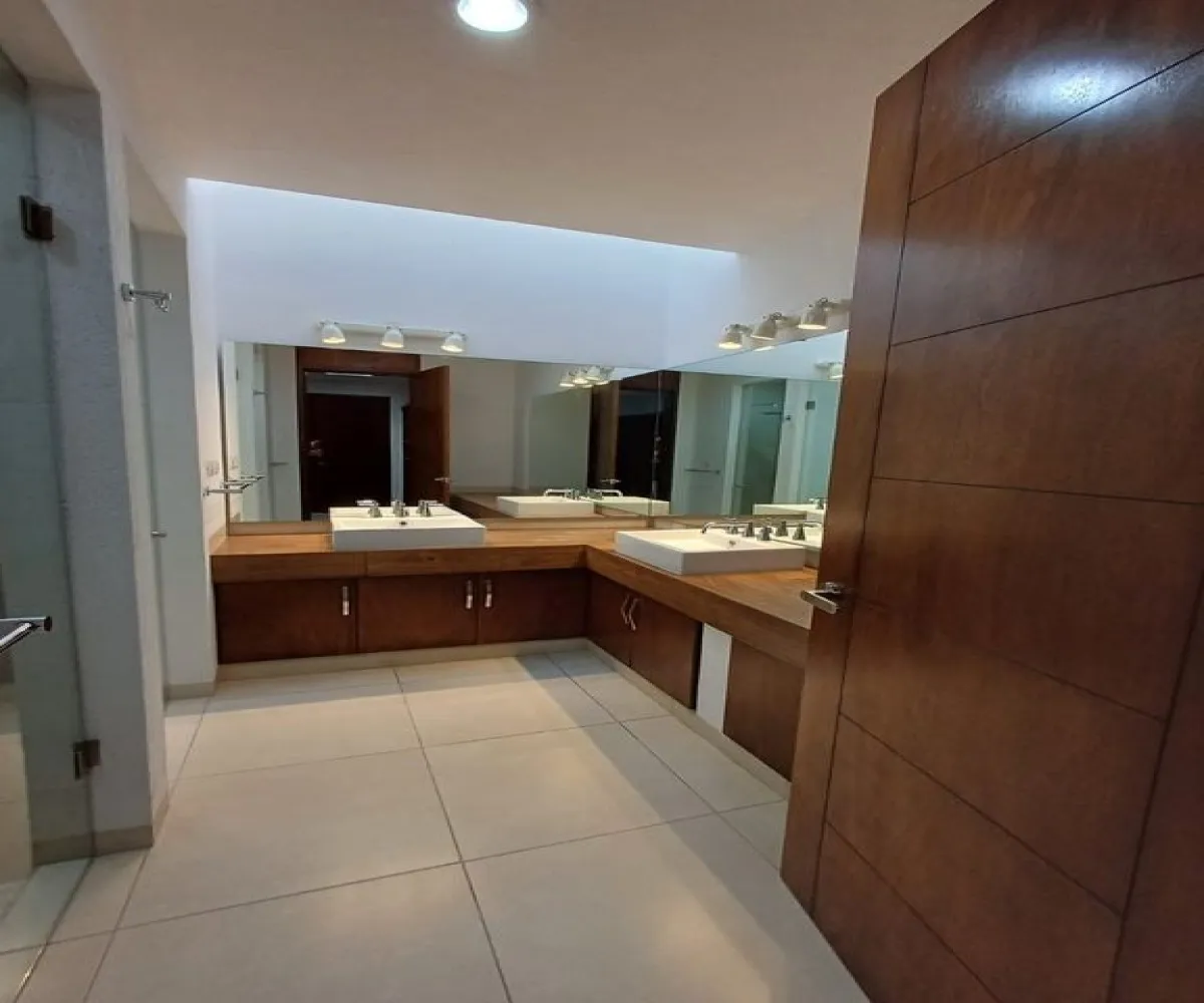 Casa En Renta,zibata,Calle Valle Zabalza S/N 53, El Marqués, Querétaro 76269, 3 Habitaciones,4 Baños,Calle Valle Zabalza,1,pm3N6X9