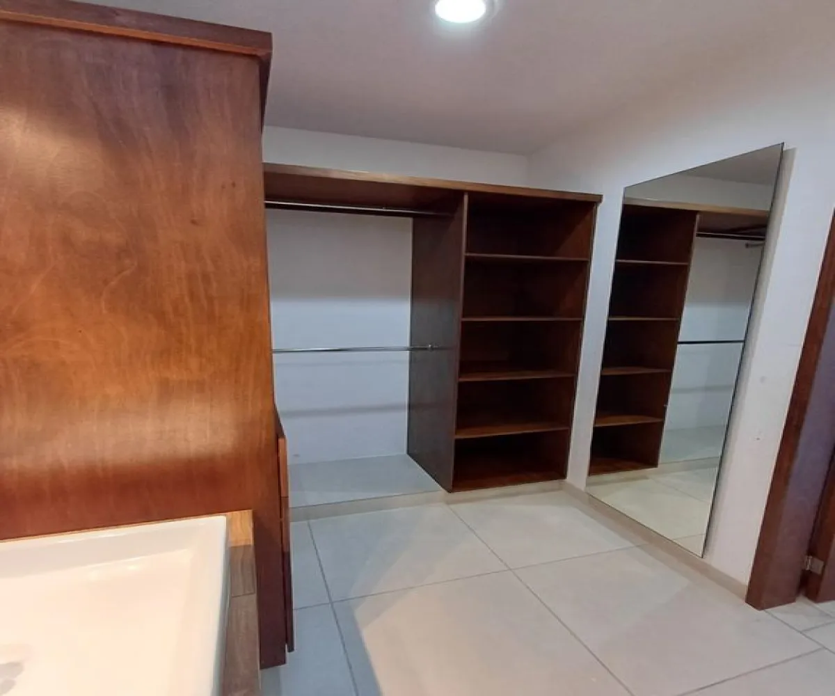 Casa En Renta,zibata,Calle Valle Zabalza S/N 53, El Marqués, Querétaro 76269, 3 Habitaciones,4 Baños,Calle Valle Zabalza,1,pm3N6X9