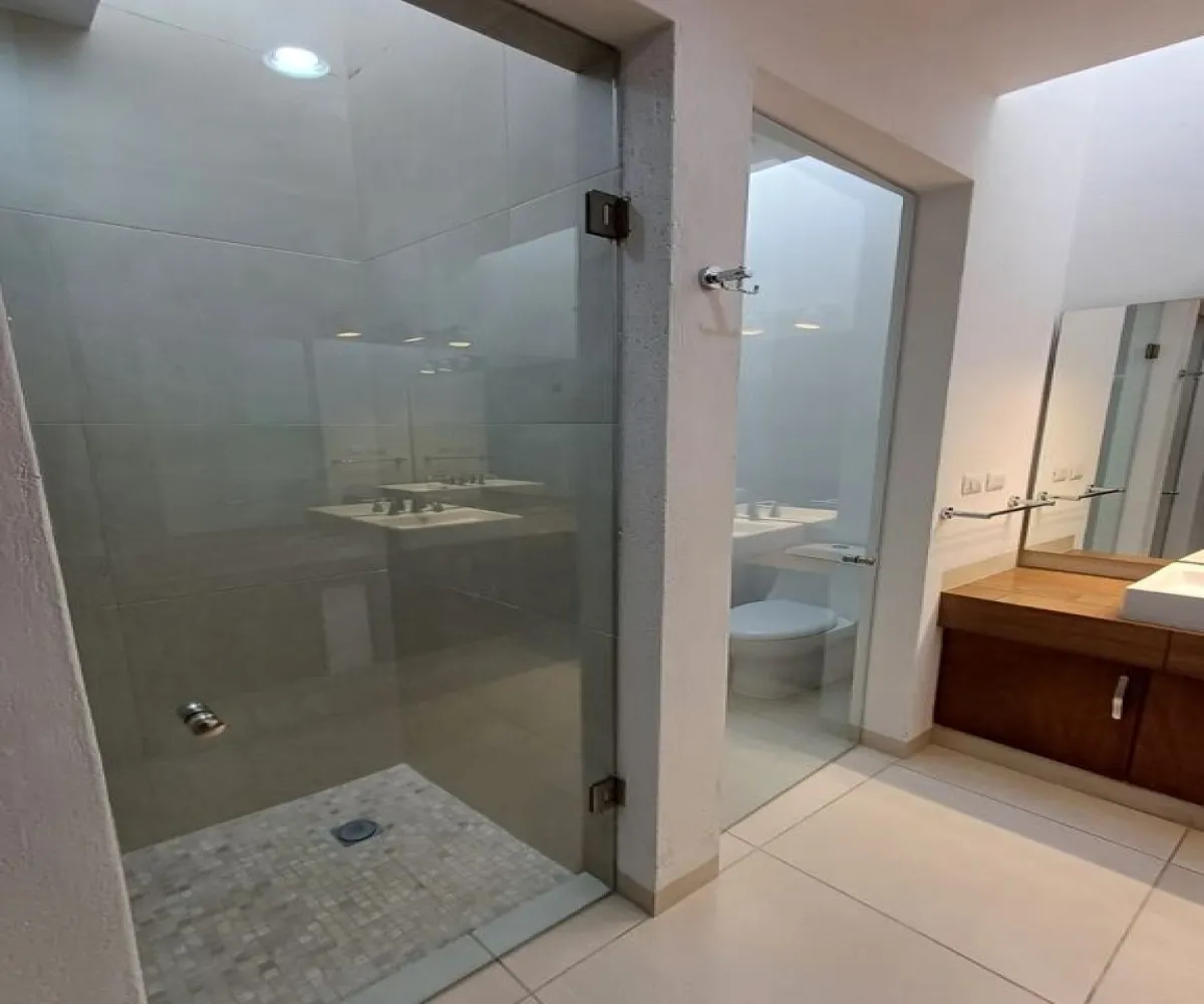 Casa En Renta,zibata,Calle Valle Zabalza S/N 53, El Marqués, Querétaro 76269, 3 Habitaciones,4 Baños,Calle Valle Zabalza,1,pm3N6X9