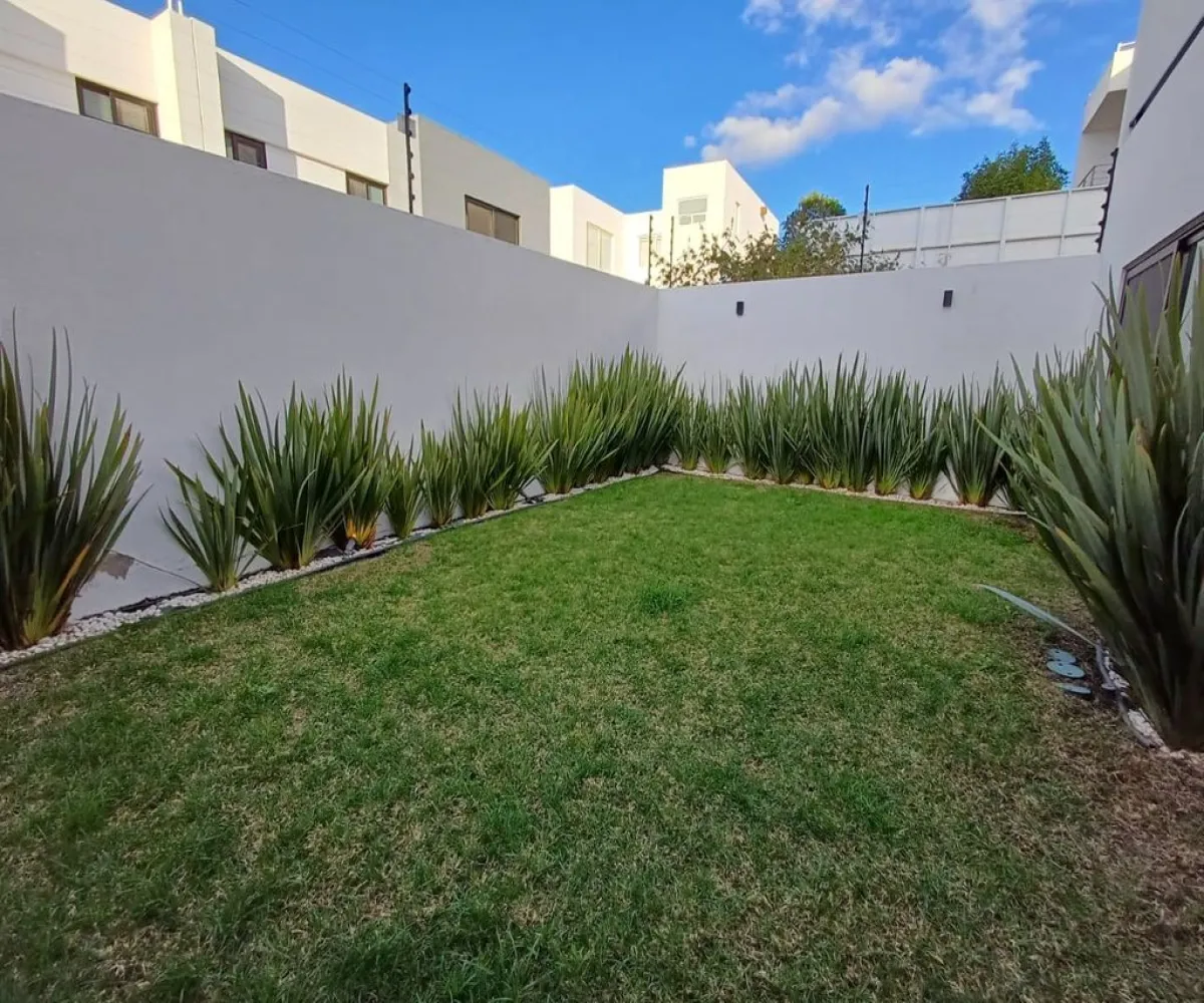 Casa En Renta,zibata,Calle Valle Zabalza S/N 53, El Marqués, Querétaro 76269, 3 Habitaciones,4 Baños,Calle Valle Zabalza,1,pm3N6X9