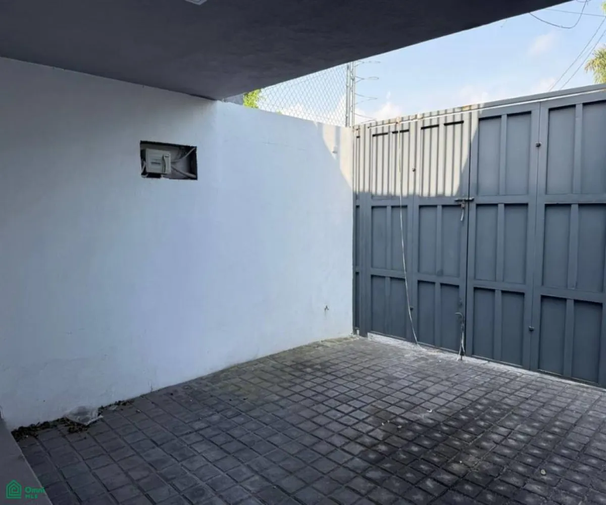 Casa En Venta,Tabachines,Paseo de los Tamarindos 3092, Zapopan, Jalisco 45188, 3 Habitaciones,3 Baños,Paseo de los Tamarindos,2,MX251059346