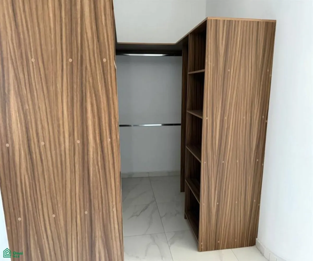 Casa En Venta,Tabachines,Paseo de los Tamarindos 3092, Zapopan, Jalisco 45188, 3 Habitaciones,3 Baños,Paseo de los Tamarindos,2,MX251059346