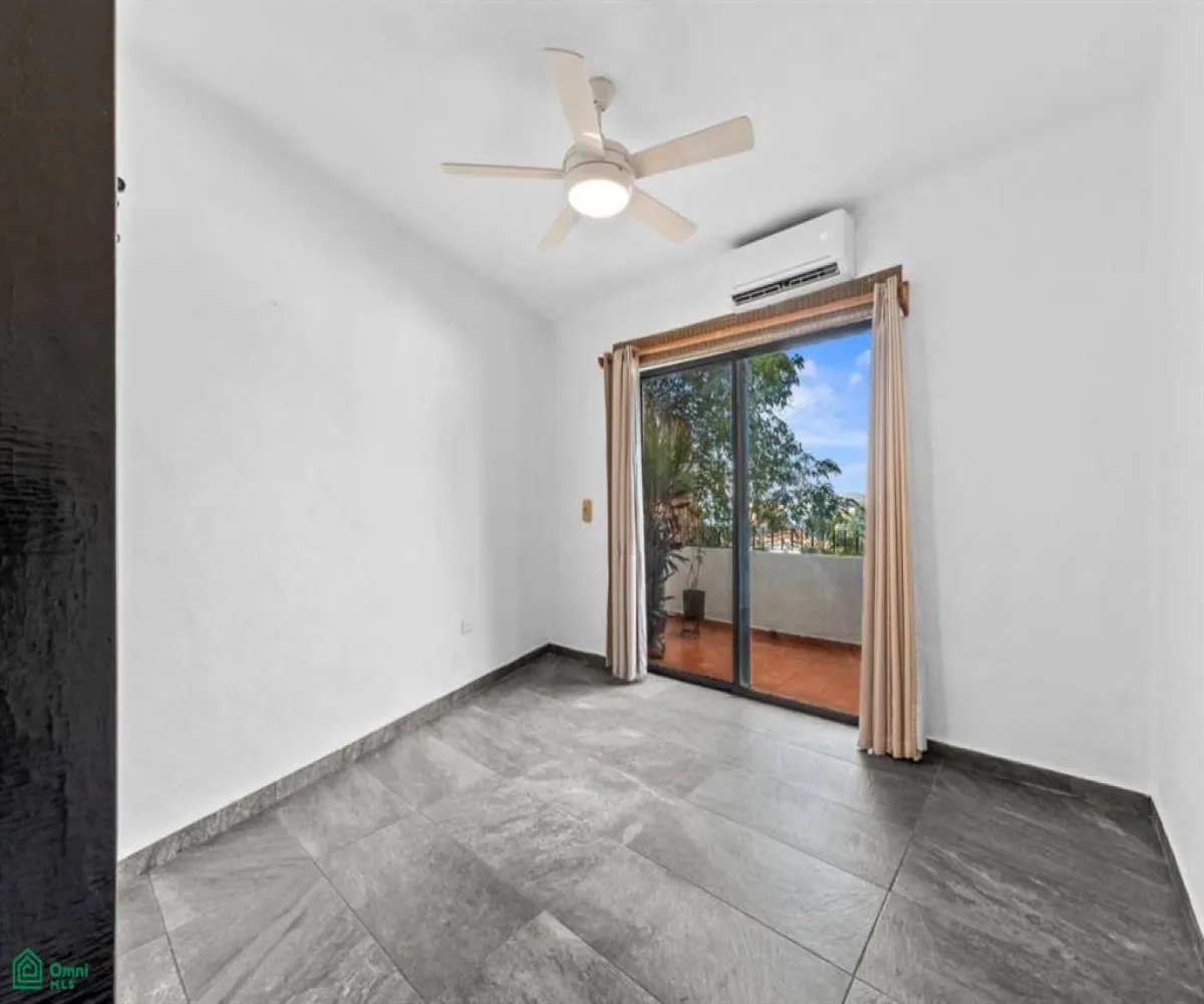 Departamento En Venta,Conchas Chinas,Paseo de los Delfines 126 1, Puerto Vallarta, Jalisco 48390, 2 Habitaciones,2 Baños,Paseo de los Delfines,3,MX251059515