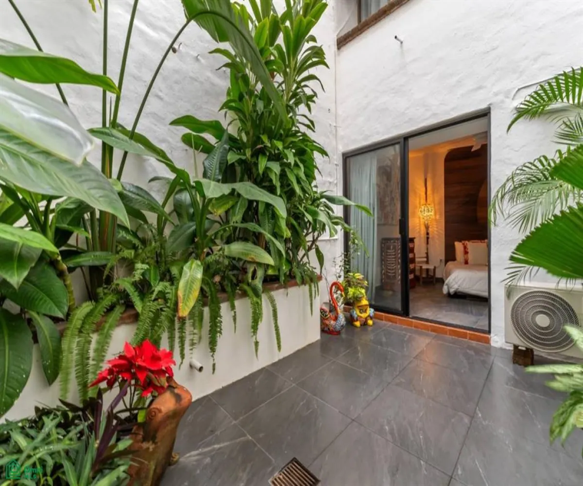 Departamento En Venta,Conchas Chinas,Paseo de los Delfines 126 1, Puerto Vallarta, Jalisco 48390, 2 Habitaciones,2 Baños,Paseo de los Delfines,3,MX251059515