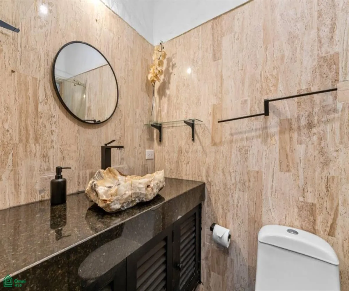 Departamento En Venta,Conchas Chinas,Paseo de los Delfines 126 1, Puerto Vallarta, Jalisco 48390, 2 Habitaciones,2 Baños,Paseo de los Delfines,3,MX251059515