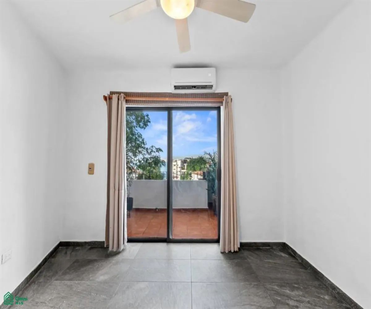 Departamento En Venta,Conchas Chinas,Paseo de los Delfines 126 1, Puerto Vallarta, Jalisco 48390, 2 Habitaciones,2 Baños,Paseo de los Delfines,3,MX251059515