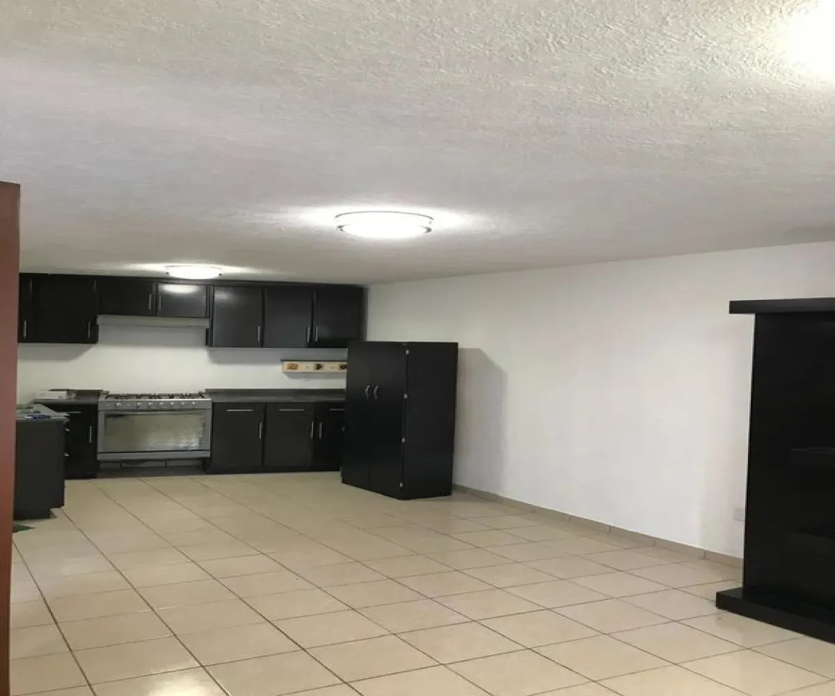 Casa En Venta,Fracc El Fortin,Avenida Mariano Otero 2900, Zapopan, Jalisco 45066, 3 Habitaciones,2 Baños,Avenida Mariano Otero,2,pC2BdA4