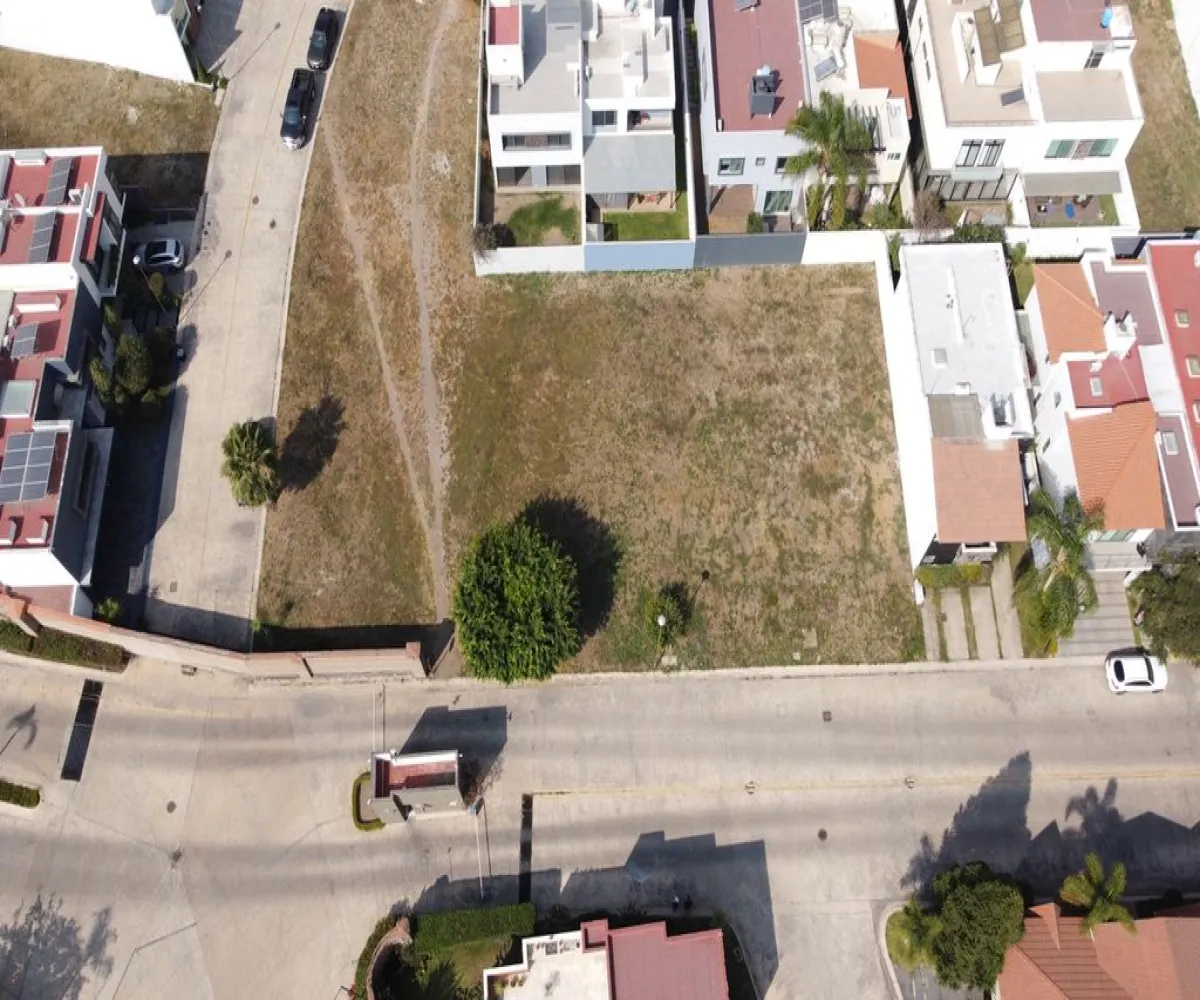 Terreno En Venta,Avenida Adolfo López Mateos Sur 555, Tlajomulco de Zúñiga, Jalisco 45645,Avenida Adolfo López Mateos Sur,pH8l0Hn