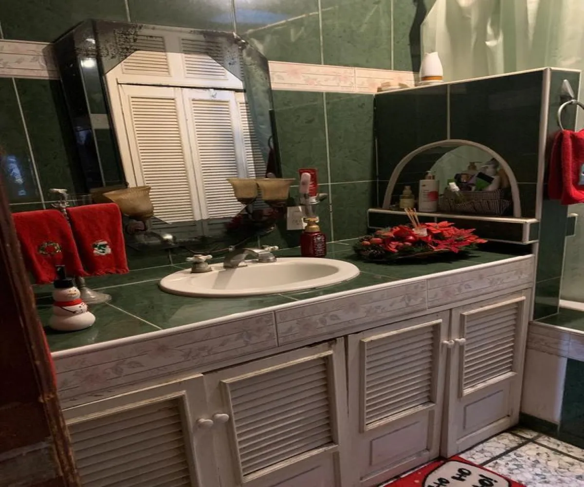 Casa En Venta,Italia Providencia,Calle Ottawa 1227, Guadalajara, Jalisco 44648, 4 Habitaciones,4 Baños,Calle Ottawa,1,pWC2ZgS