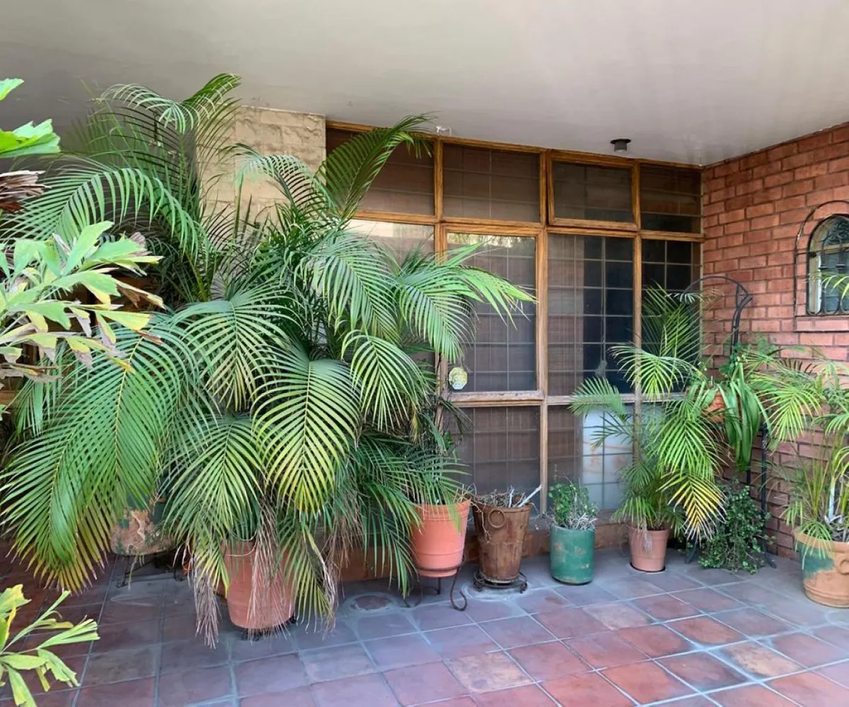 Casa En Venta,Italia Providencia,Calle Ottawa 1227, Guadalajara, Jalisco 44648, 4 Habitaciones,4 Baños,Calle Ottawa,1,pWC2ZgS