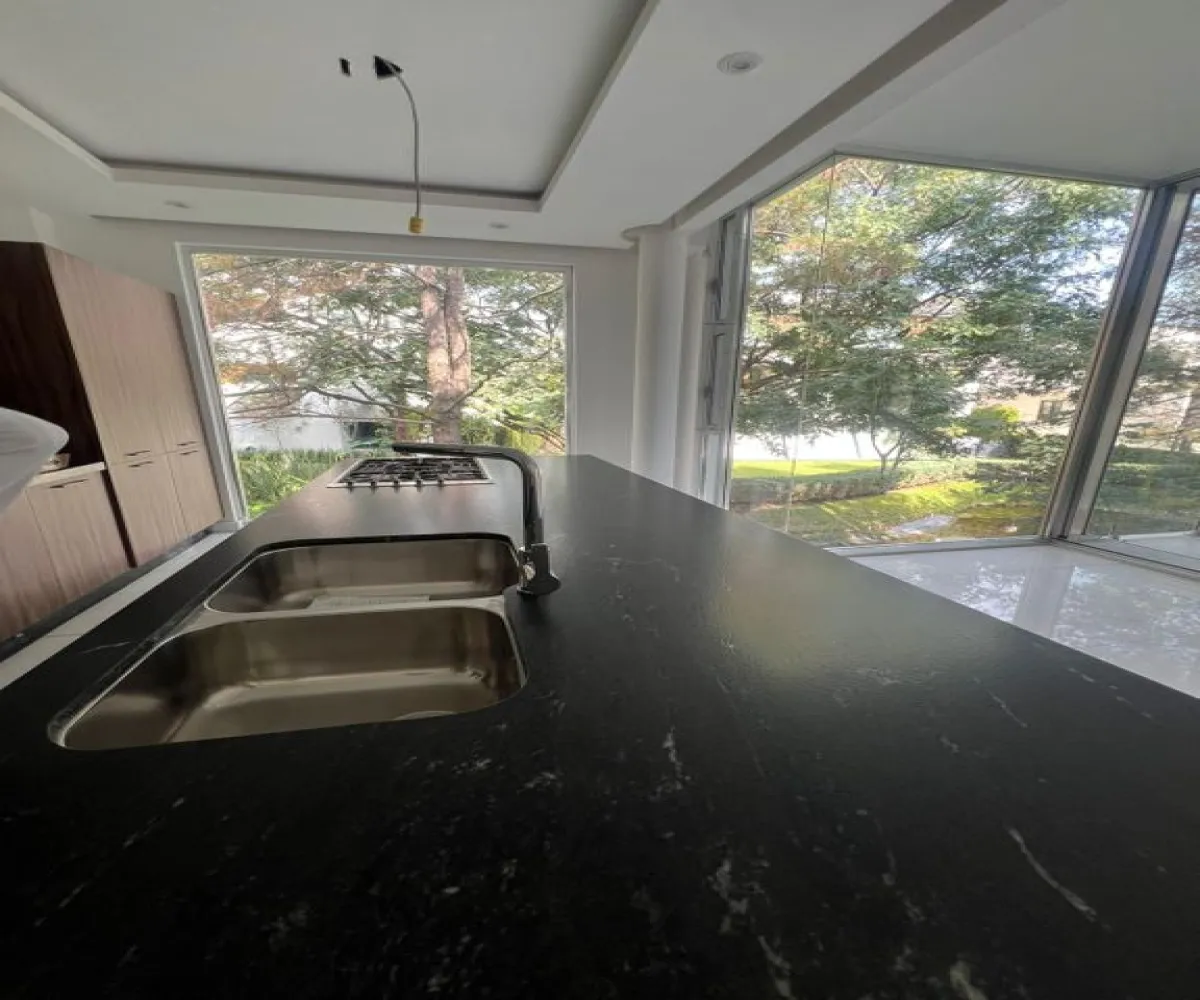 Casa En Venta,Jardines Universidad,Avenida Juan Palomar y Arias 1180, Zapopan, Jalisco 45110, 5 Habitaciones,5 Baños,Avenida Juan Palomar y Arias,1,pIUO1ko