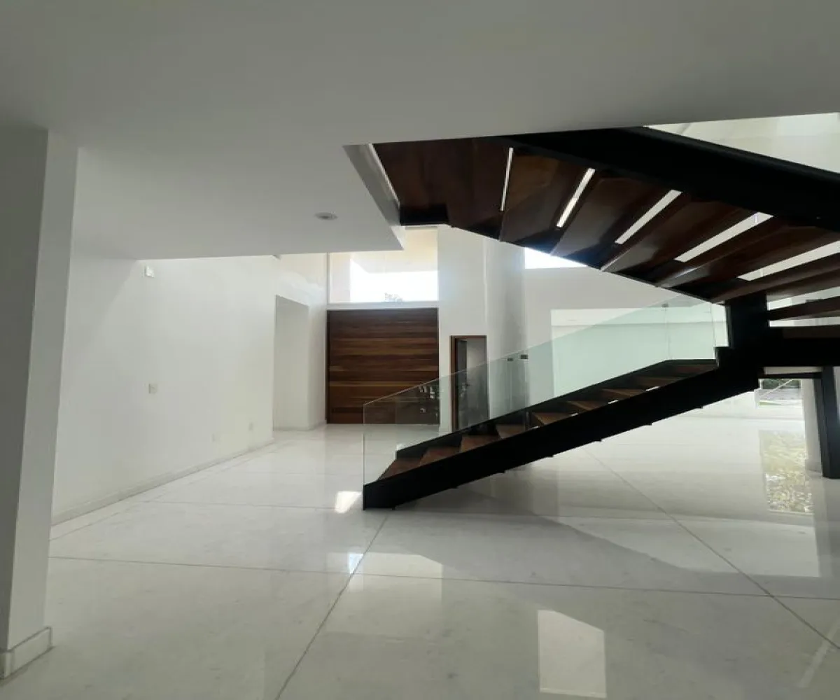Casa En Venta,Jardines Universidad,Avenida Juan Palomar y Arias 1180, Zapopan, Jalisco 45110, 5 Habitaciones,5 Baños,Avenida Juan Palomar y Arias,1,pIUO1ko