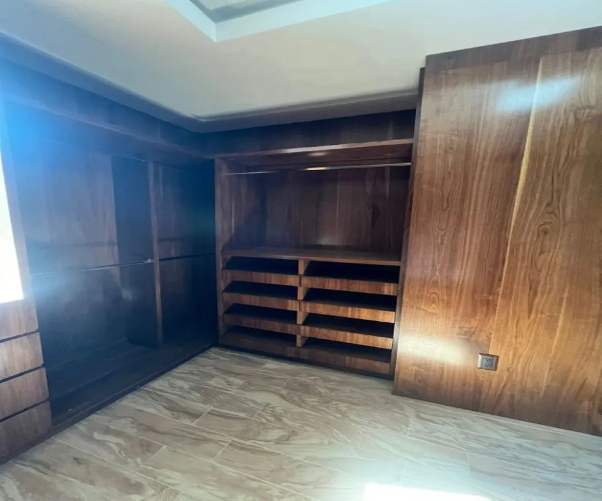 Casa En Venta,Jardines Universidad,Avenida Juan Palomar y Arias 1180, Zapopan, Jalisco 45110, 5 Habitaciones,5 Baños,Avenida Juan Palomar y Arias,1,pIUO1ko