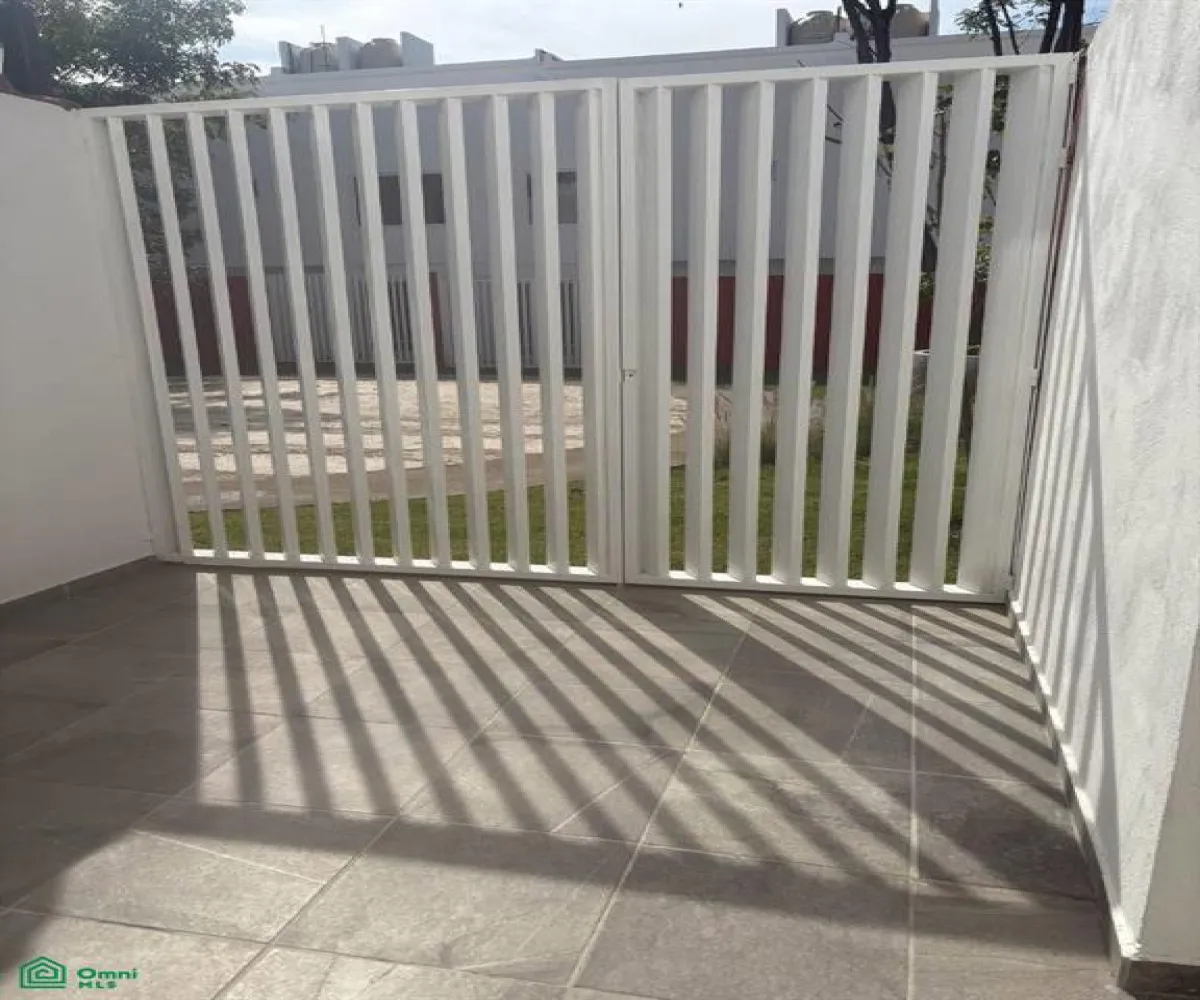 Casa En Renta,San Rafael,Av Historiadores 44810-102, Guadalajara, Jalisco 44810, 3 Habitaciones,3 Baños,Av Historiadores,MX251059900