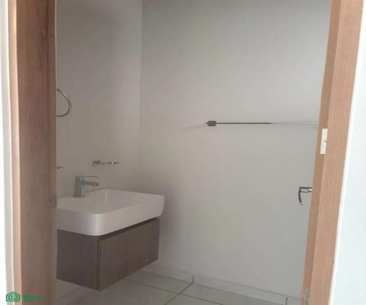 Casa En Renta,San Rafael,Av Historiadores 44810-102, Guadalajara, Jalisco 44810, 3 Habitaciones,3 Baños,Av Historiadores,MX251059900