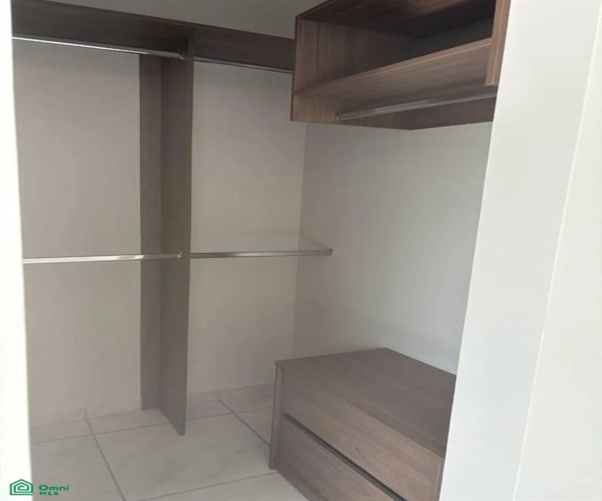 Casa En Renta,San Rafael,Av Historiadores 44810-102, Guadalajara, Jalisco 44810, 3 Habitaciones,3 Baños,Av Historiadores,MX251059900