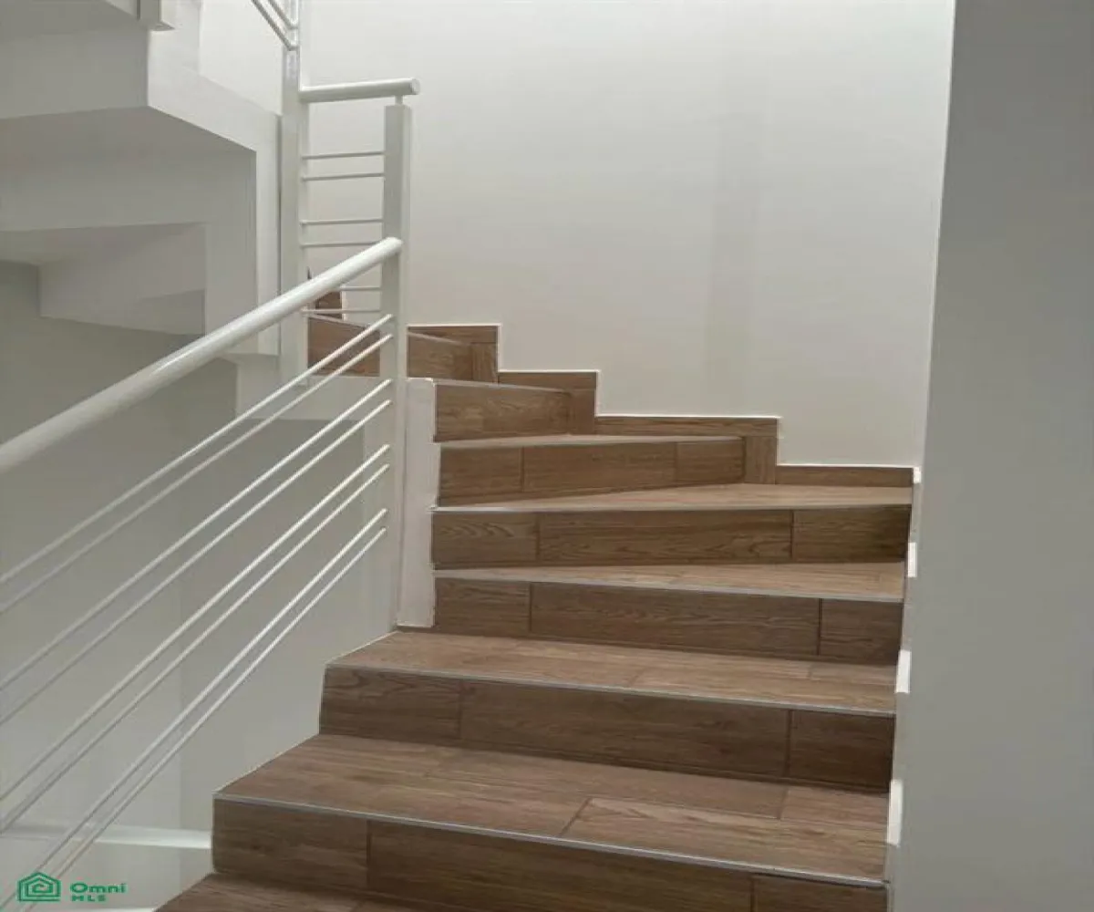 Casa En Renta,San Rafael,Av Historiadores 44810-102, Guadalajara, Jalisco 44810, 3 Habitaciones,3 Baños,Av Historiadores,MX251059900