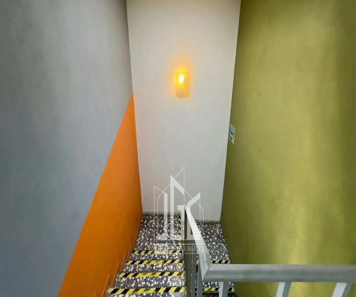 Casa En Venta,Jardines del Country,Calzada Federalismo 1955, Guadalajara, Jalisco 44210, 8 Habitaciones,4 Baños,Calzada Federalismo,2,pQ9YtLW