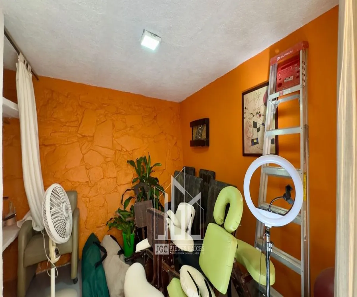 Casa En Venta,Jardines del Country,Calzada Federalismo 1955, Guadalajara, Jalisco 44210, 8 Habitaciones,4 Baños,Calzada Federalismo,2,pQ9YtLW