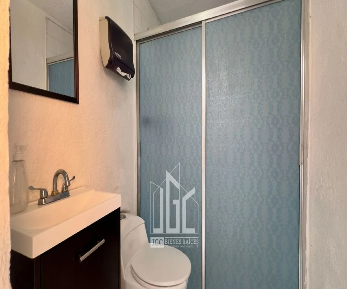 Casa En Venta,Jardines del Country,Calzada Federalismo 1955, Guadalajara, Jalisco 44210, 8 Habitaciones,4 Baños,Calzada Federalismo,2,pQ9YtLW