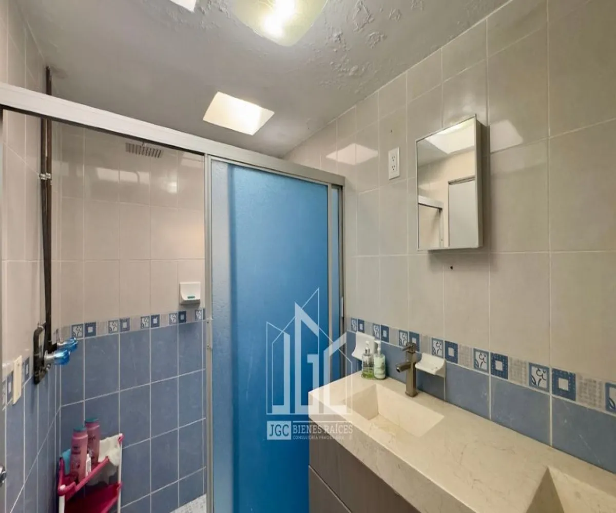 Casa En Venta,Jardines del Country,Calzada Federalismo 1955, Guadalajara, Jalisco 44210, 8 Habitaciones,4 Baños,Calzada Federalismo,2,pQ9YtLW