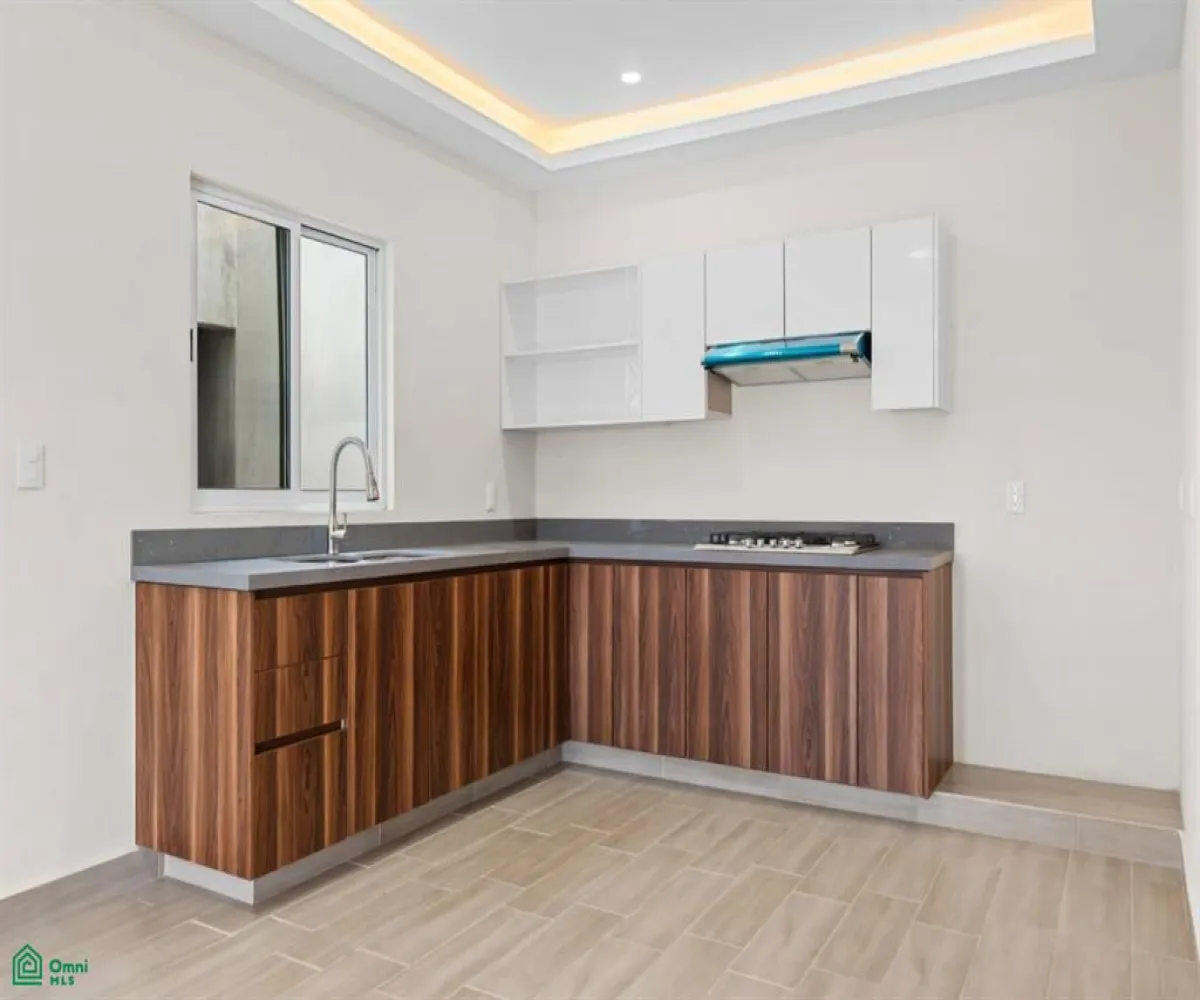 Departamento En Venta,Brisas del Pacifico,Avenida Victor Iturbe 1047 6, Puerto Vallarta, Jalisco 48290, 2 Habitaciones,1 Baño,Avenida Victor Iturbe,MX251060429