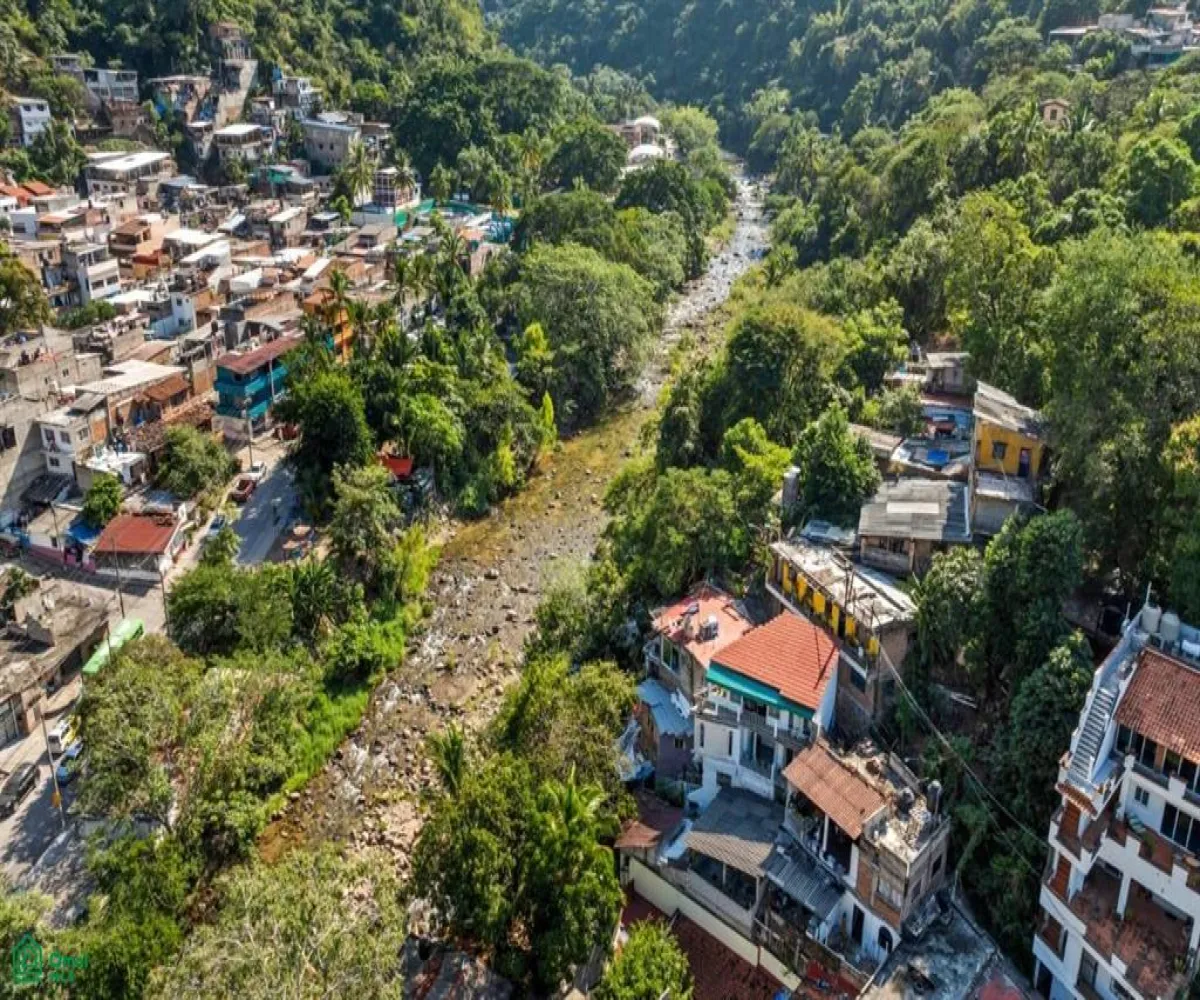 Casa En Venta,Benito Juárez,Calle Miguel Angel 101 C, Puerto Vallarta, Jalisco 48389, 3 Habitaciones,3 Baños,Calle Miguel Angel,MX251060673