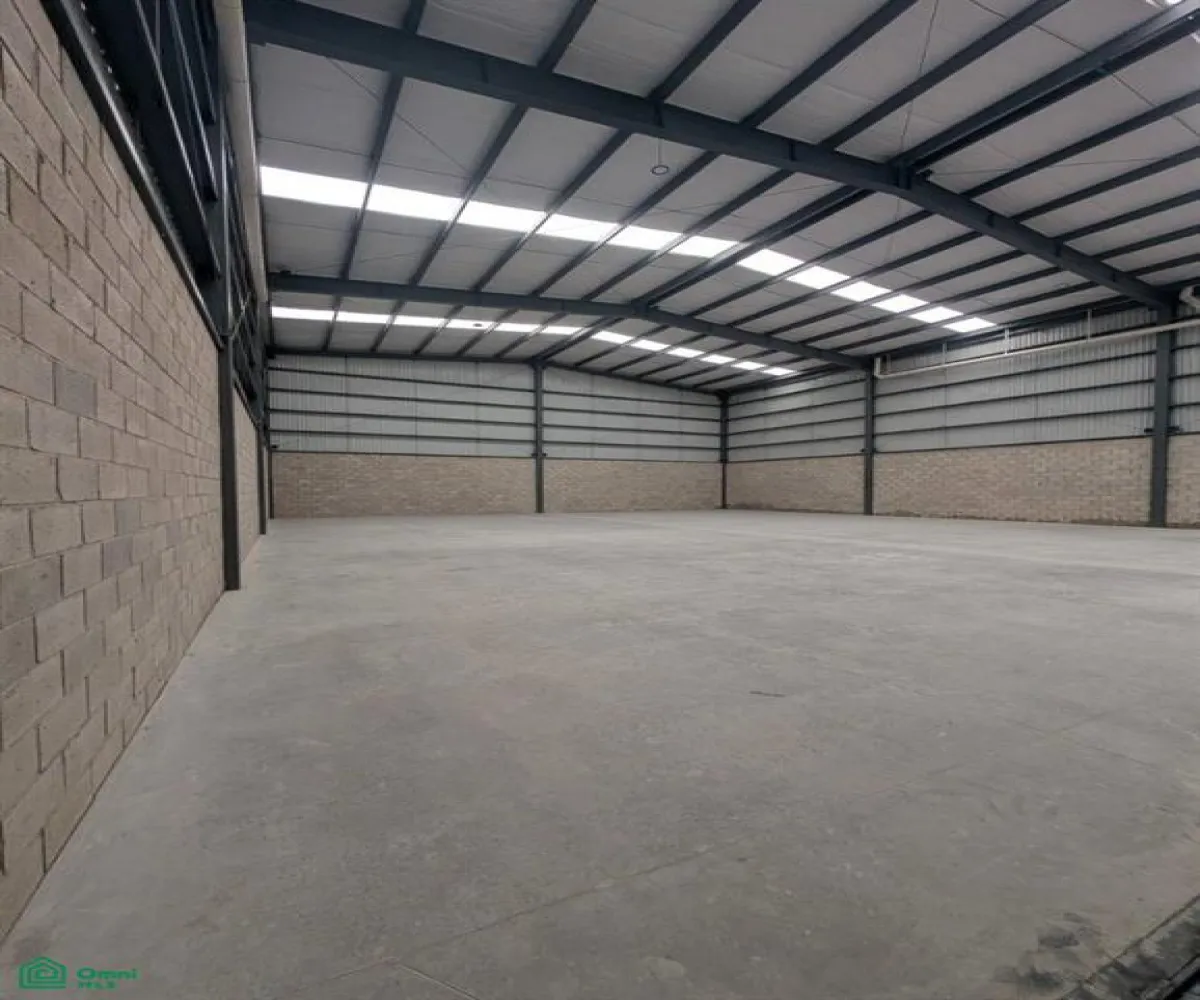 Bodega En Renta,La Venta Del Astillero,calle jilgueros 86, Zapopan, Jalisco 45221,2 Baños,calle jilgueros,MX251060681