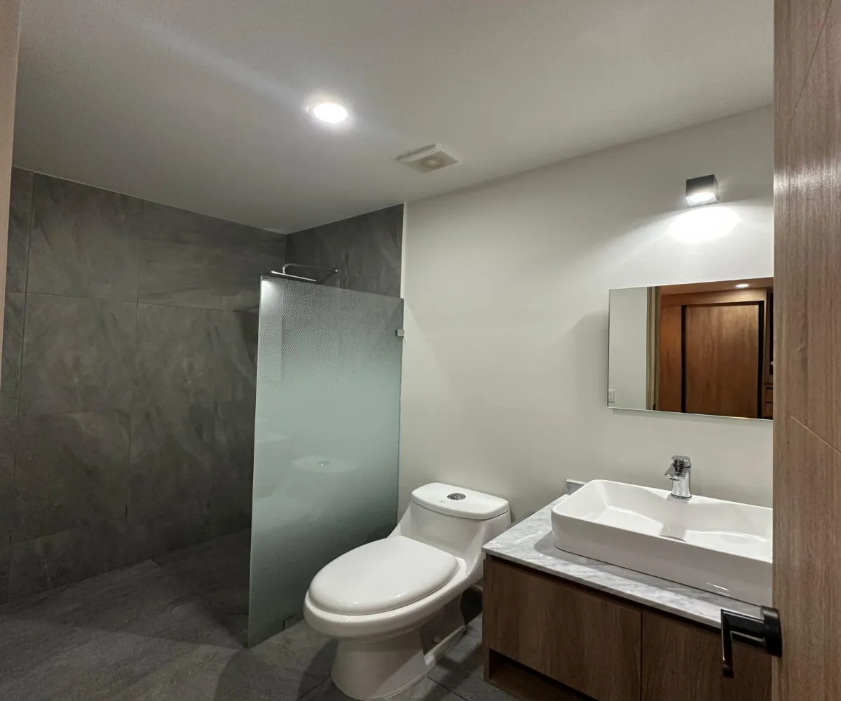 Departamento En Venta,Chapalita de Occidente,Av. Guadalupe 5057, Zapopan, Jalisco 45030, 2 Habitaciones,2 Baños,INARA,Av. Guadalupe,11,723293