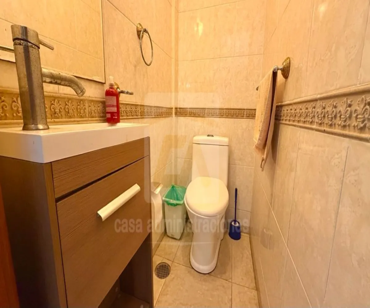 Casa En Renta,Arcos Vallarta,Juan de Mena 285, Guadalajara, Jalisco 44130, 6 Habitaciones,3 Baños,Juan de Mena,3,pJya3BX