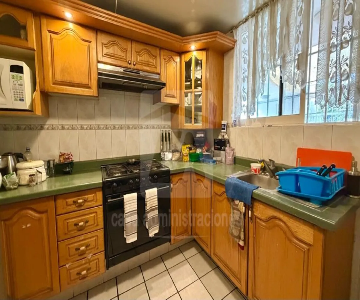 Casa En Renta,Arcos Vallarta,Juan de Mena 285, Guadalajara, Jalisco 44130, 6 Habitaciones,3 Baños,Juan de Mena,3,pJya3BX