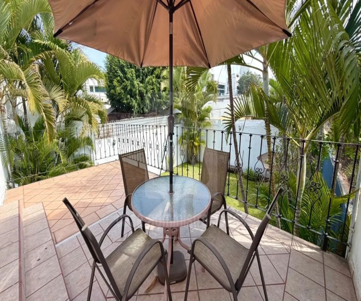 Casa En Renta,Arcos Vallarta,Juan de Mena 285, Guadalajara, Jalisco 44130, 6 Habitaciones,3 Baños,Juan de Mena,3,pJya3BX