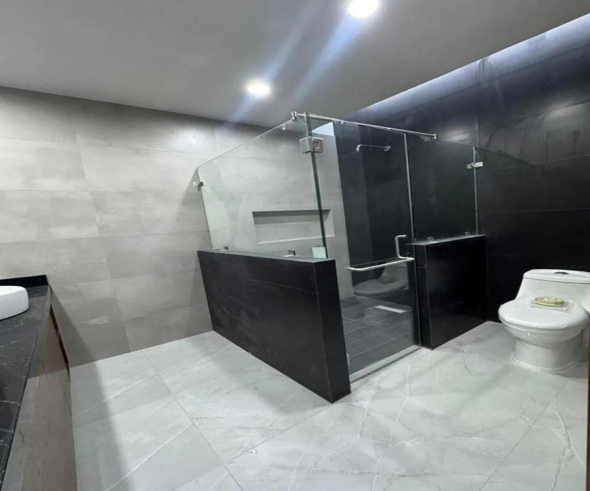 Casa En Venta,Senderos de Monte Verde,Blvd. Senderos de Monte Verde S/N, Tlajomulco de Zúñiga, Jalisco 45646, 4 Habitaciones,4 Baños,Blvd. Senderos de Monte Verde,1,pw5ANQn