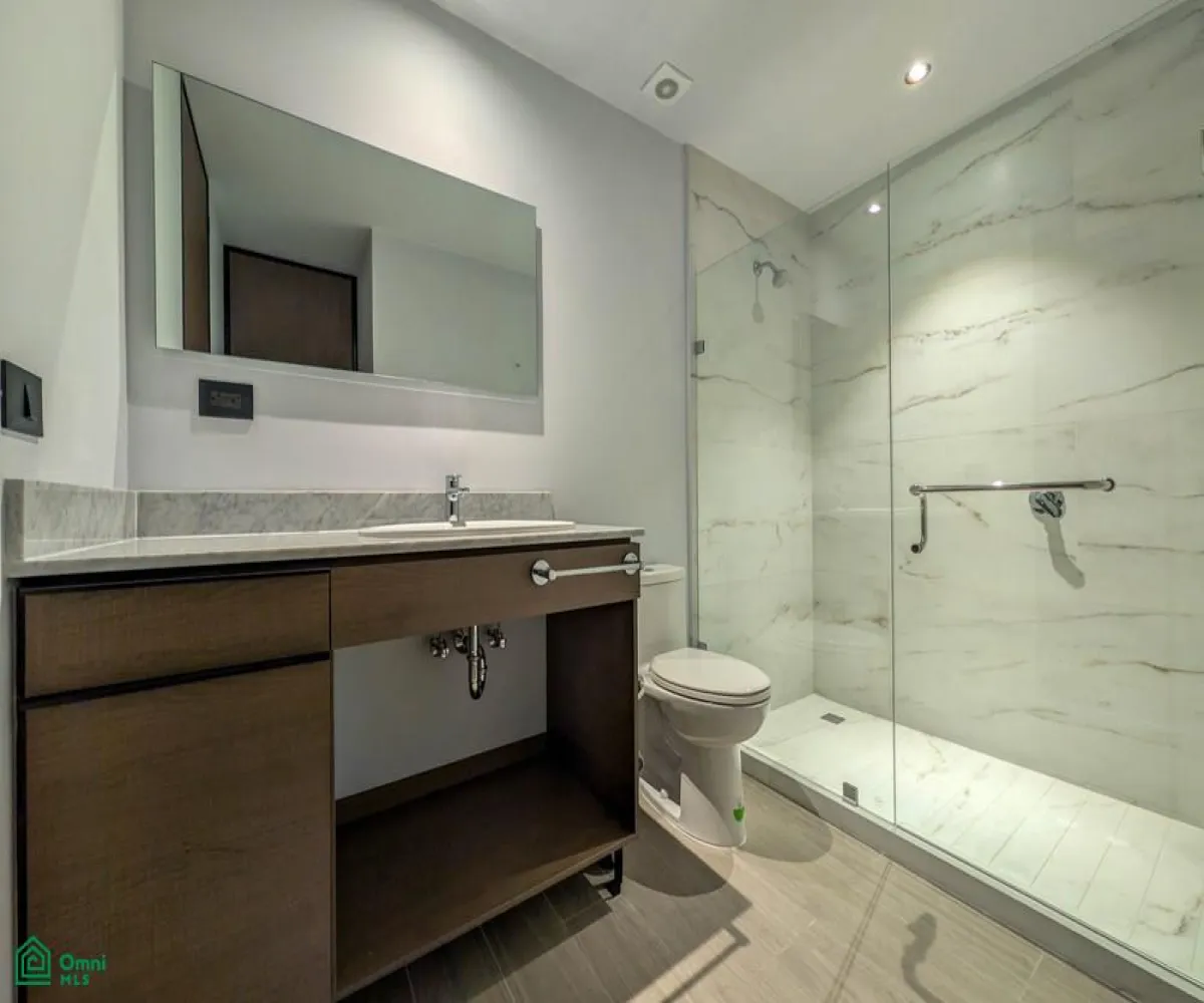 Departamento En Renta,Fraccionamiento Colomos Providencia,Av. de las Américas 1990, Guadalajara, Jalisco 44667, 2 Habitaciones,2 Baños,Av. de las Américas,1,MX251059615