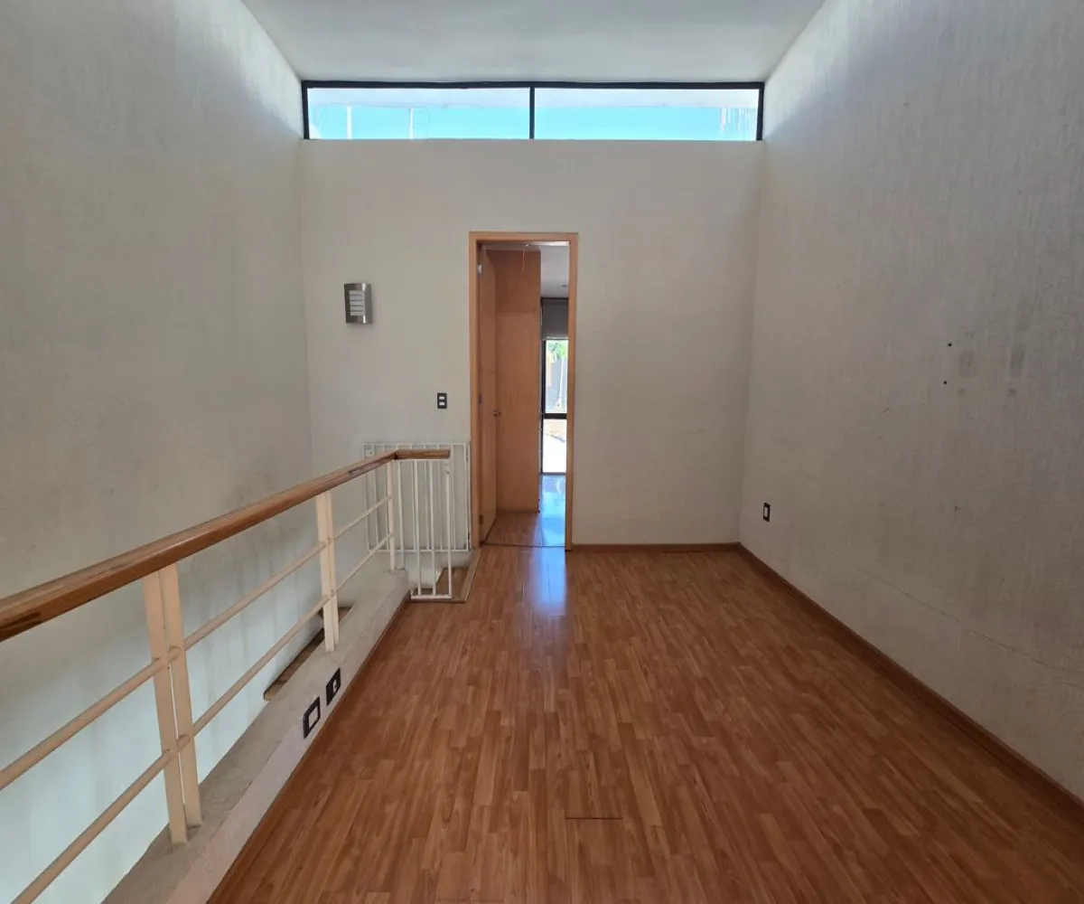 Casa En Venta,Los Periodistas,Anillo Periférico Poniente 2490 paraiso 8, Zapopan, Jalisco 45078, 3 Habitaciones,3 Baños,Anillo Periférico Poniente,2,piGafKy