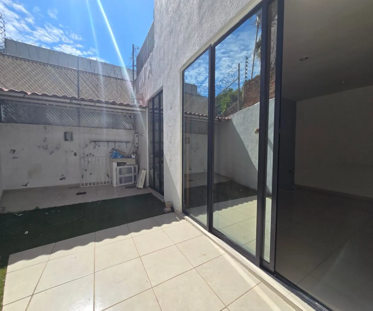 Casa En Venta,Los Periodistas,Anillo Periférico Poniente 2490 paraiso 8, Zapopan, Jalisco 45078, 3 Habitaciones,3 Baños,Anillo Periférico Poniente,2,piGafKy