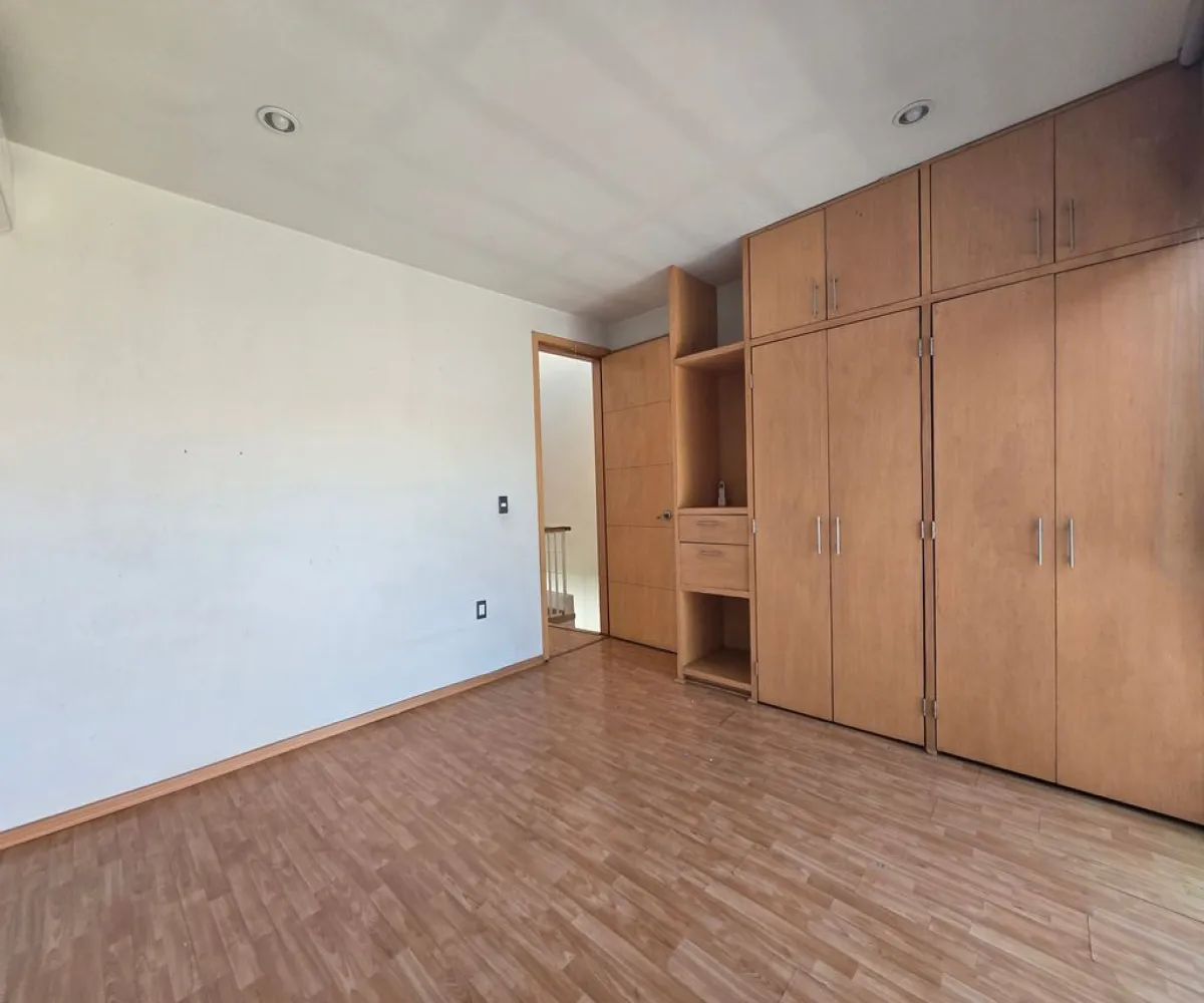 Casa En Venta,Los Periodistas,Anillo Periférico Poniente 2490 paraiso 8, Zapopan, Jalisco 45078, 3 Habitaciones,3 Baños,Anillo Periférico Poniente,2,piGafKy