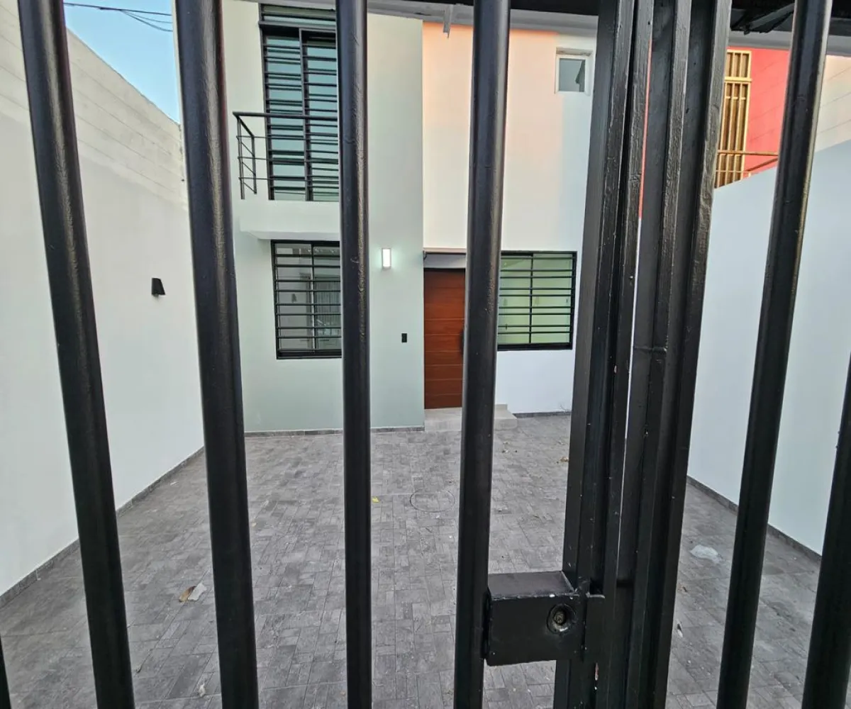 Casa En Venta,Balcones de Santa María,Cerrada Santa Maria 5137, San Pedro Tlaquepaque, Jalisco 45606, 3 Habitaciones,2 Baños,Cerrada Santa Maria,1,pZiVBtt