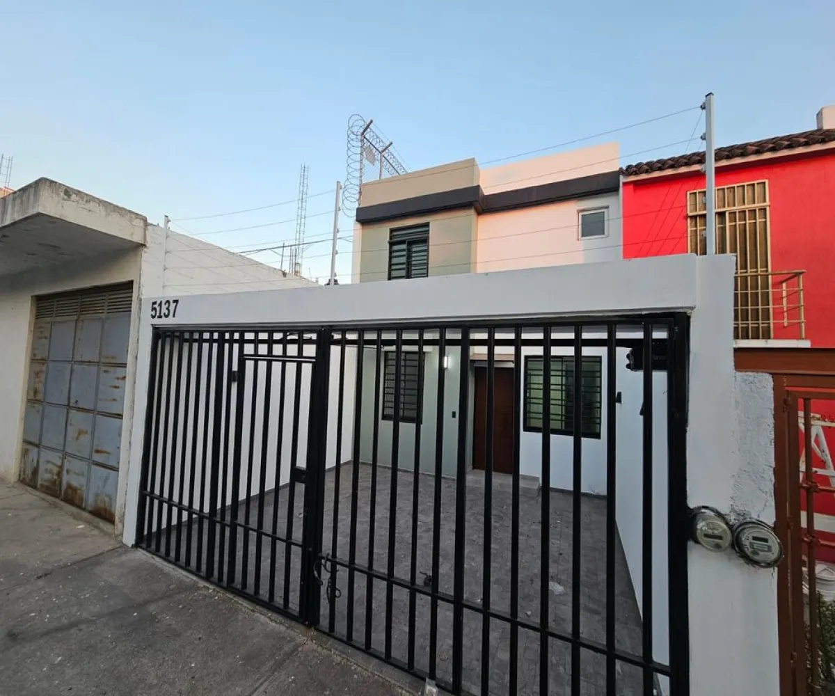 Casa En Venta,Balcones de Santa María,Cerrada Santa Maria 5137, San Pedro Tlaquepaque, Jalisco 45606, 3 Habitaciones,2 Baños,Cerrada Santa Maria,1,pZiVBtt