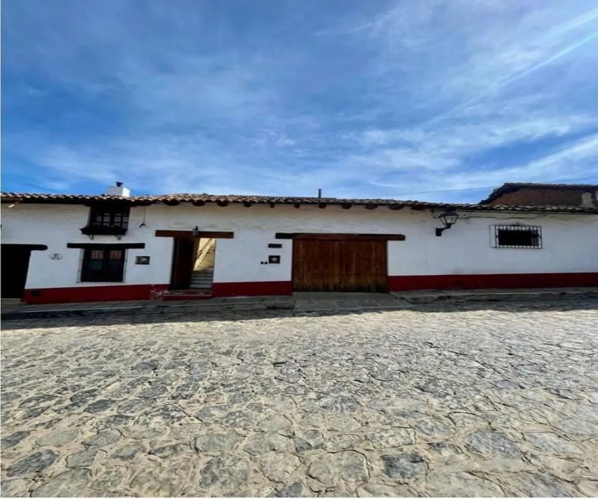 Casa En Venta,Centro de Tapalpa ,Centro S/N, Tapalpa, Jalisco 49340, 3 Habitaciones,3 Baños,Centro,1,pggoO9t