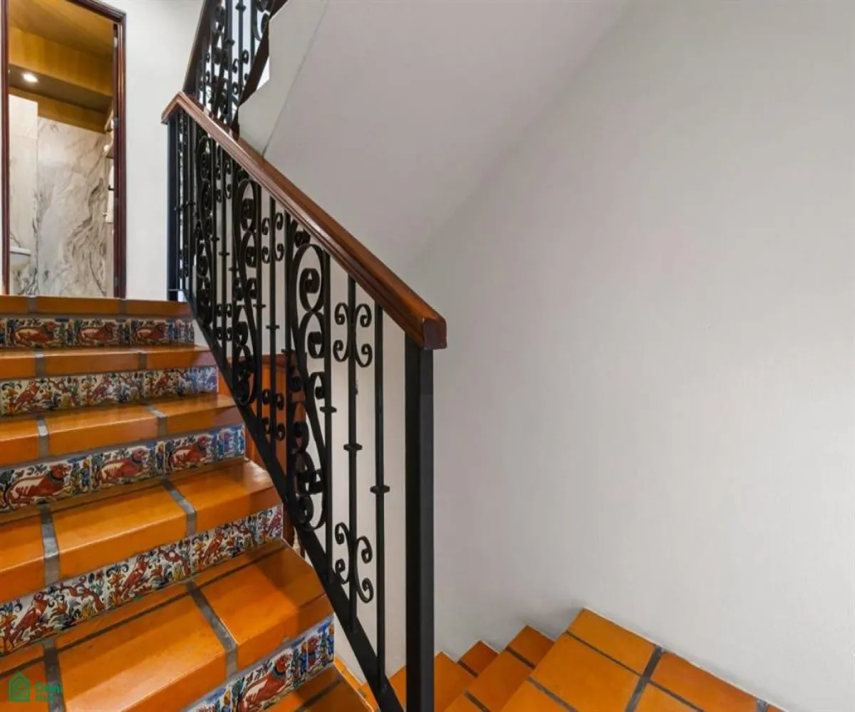 Casa En Venta,Marina Vallarta,Calle Gaviotas 144, Puerto Vallarta, Jalisco 48354, 5 Habitaciones,5 Baños,Calle Gaviotas,MX251061939