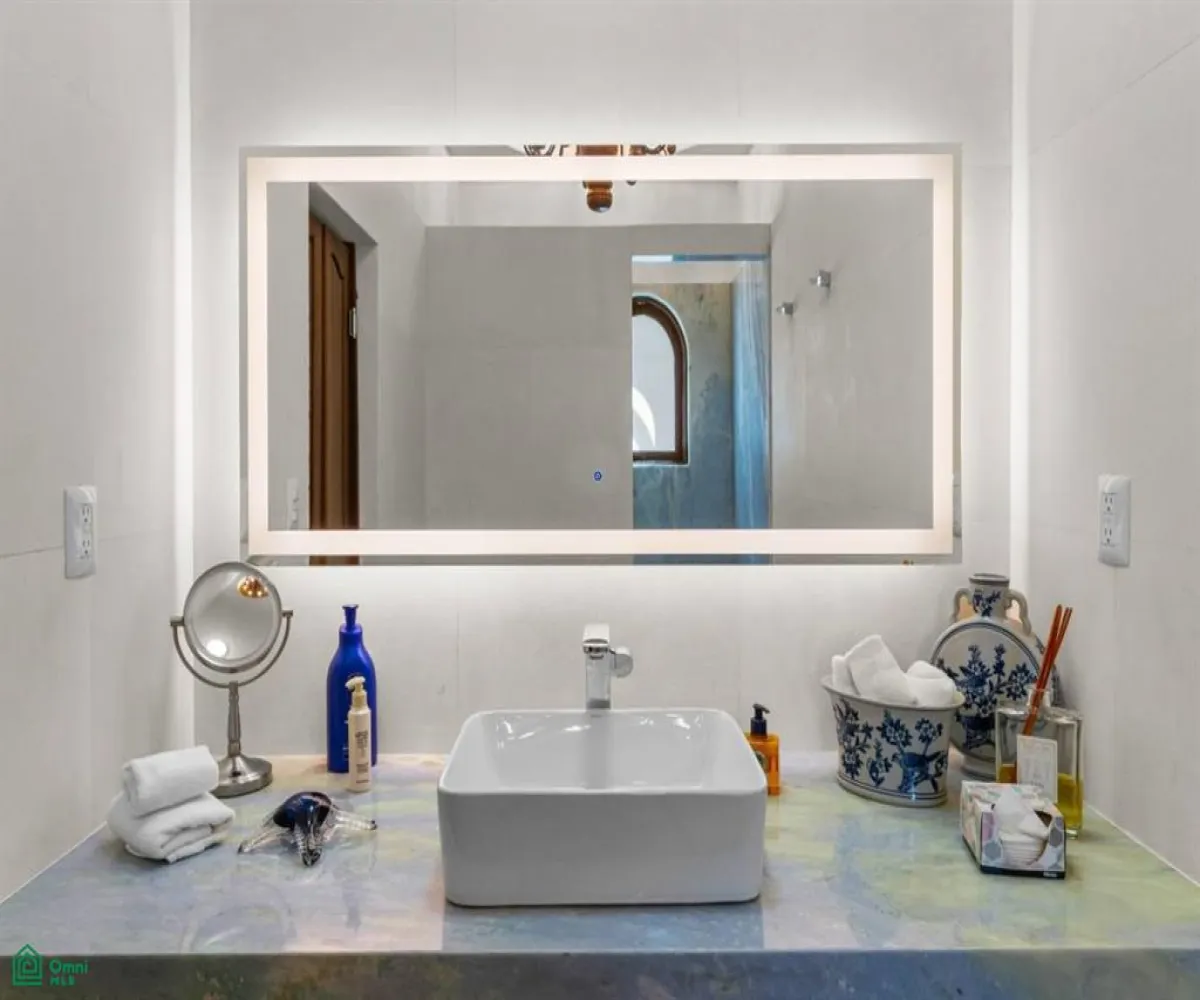 Casa En Venta,Marina Vallarta,Calle Gaviotas 144, Puerto Vallarta, Jalisco 48354, 5 Habitaciones,5 Baños,Calle Gaviotas,MX251061939