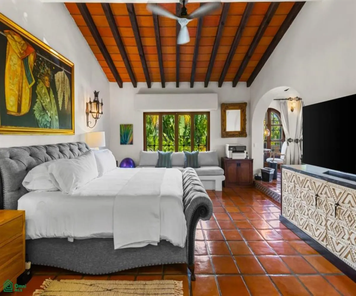 Casa En Venta,Marina Vallarta,Calle Gaviotas 144, Puerto Vallarta, Jalisco 48354, 5 Habitaciones,5 Baños,Calle Gaviotas,MX251061939