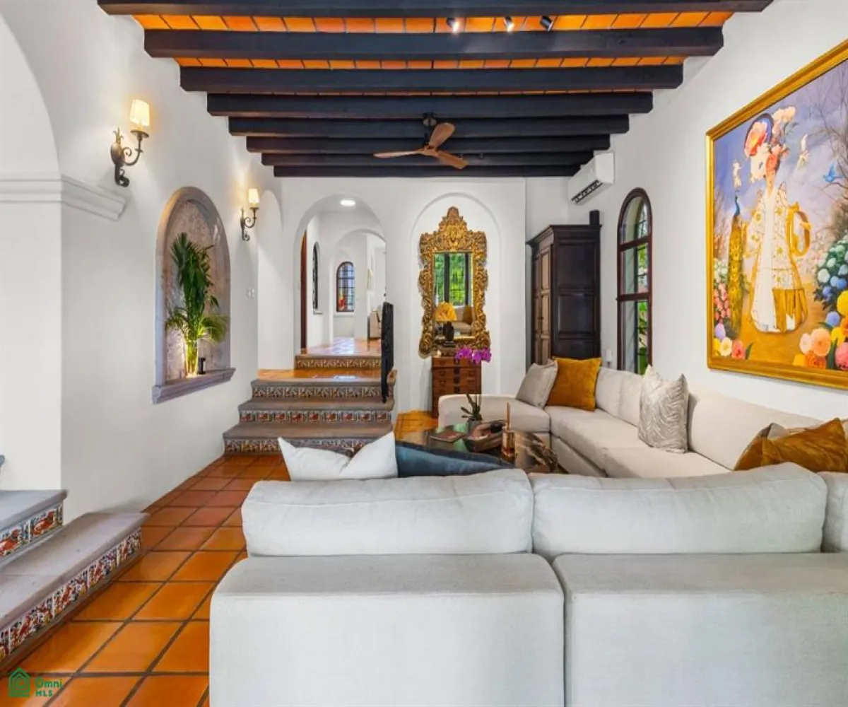 Casa En Venta,Marina Vallarta,Calle Gaviotas 144, Puerto Vallarta, Jalisco 48354, 5 Habitaciones,5 Baños,Calle Gaviotas,MX251061939